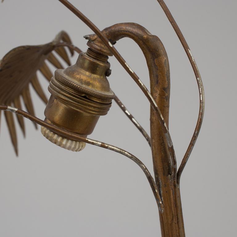 An early 20th century colonial style table lamp.