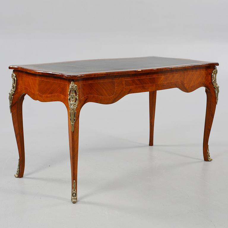 SKRIVBORD, Louis XV-stil, 1900-tal.