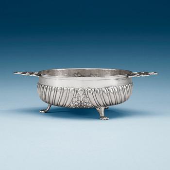 819. A German early 18th century silver bowl, possibly of Christoph Friedrich Pohl, Greifswald (maker from 1729).