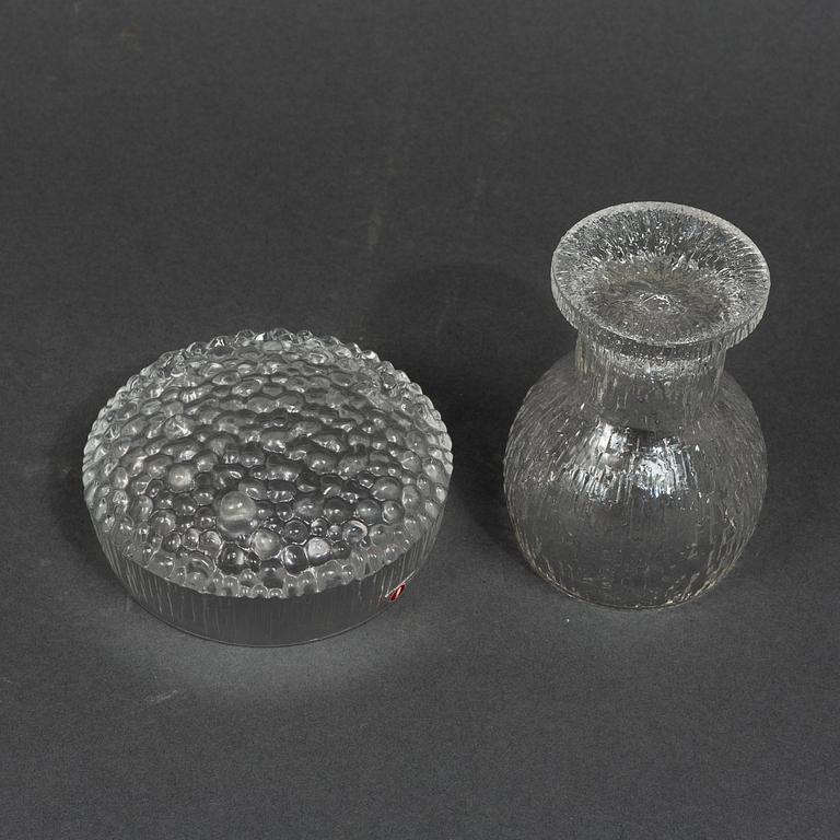 Tapio Wirkkala, a set of 22 glass service parts from the series 'Ultima Thule' and 'Kekkerit', Iittala, Finland.