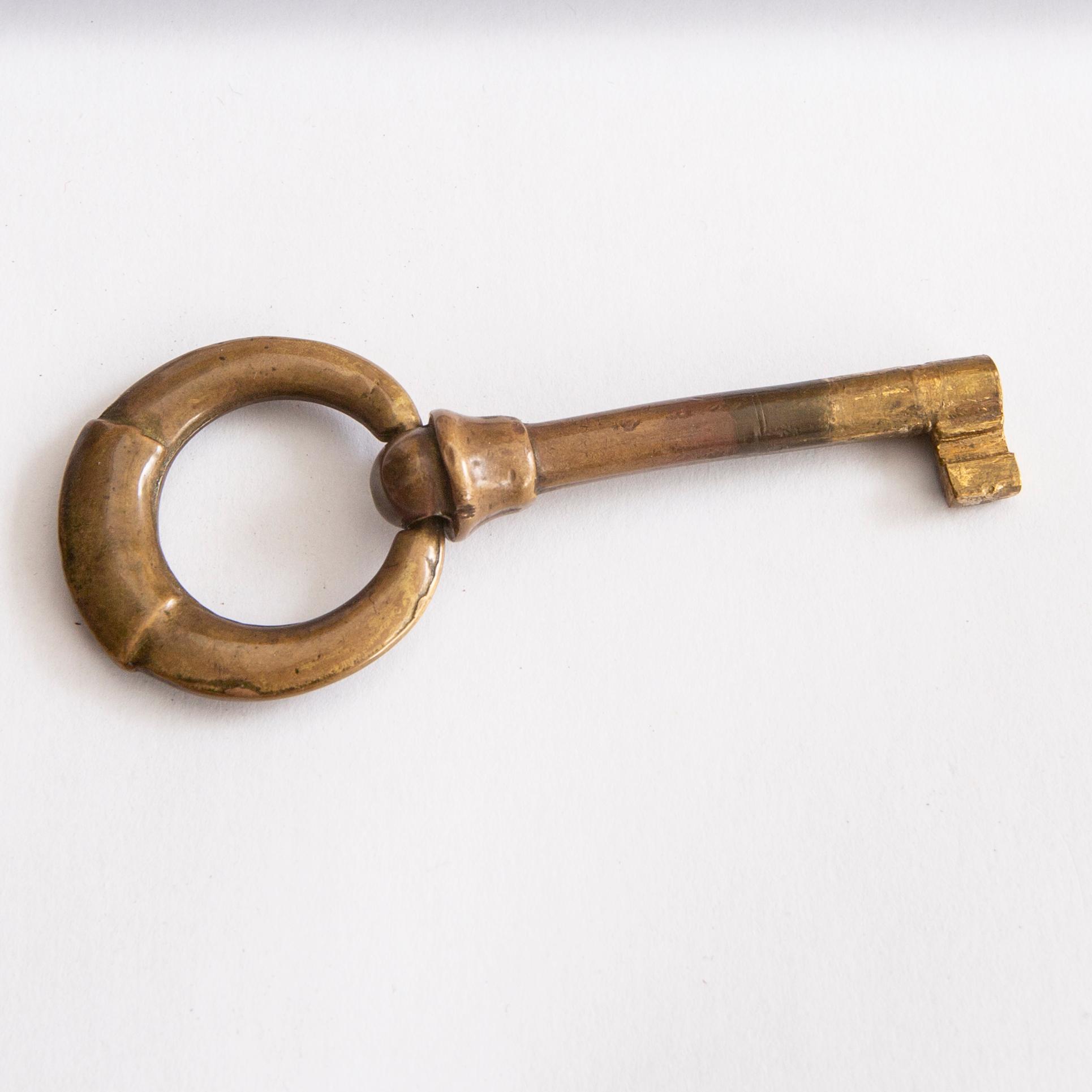 An Art Deco desk first half of the 20th century.