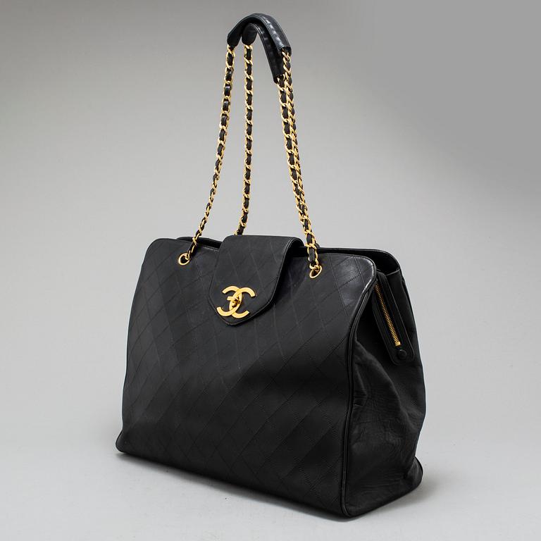 CHANEL, väska.