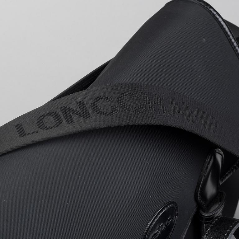 LONGCHAMP, väska samt necessär.