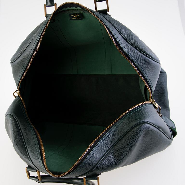 LOUIS VUITTON, "Green Taïga Kendall GM", väska.