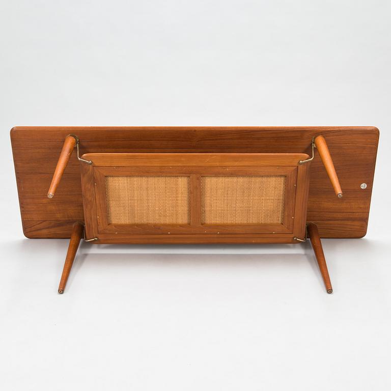 Peter Hvidt & Orla Mølgaard Nielsen, a mid-20th century 'FD 516' coffee table for France & Son Denmark.