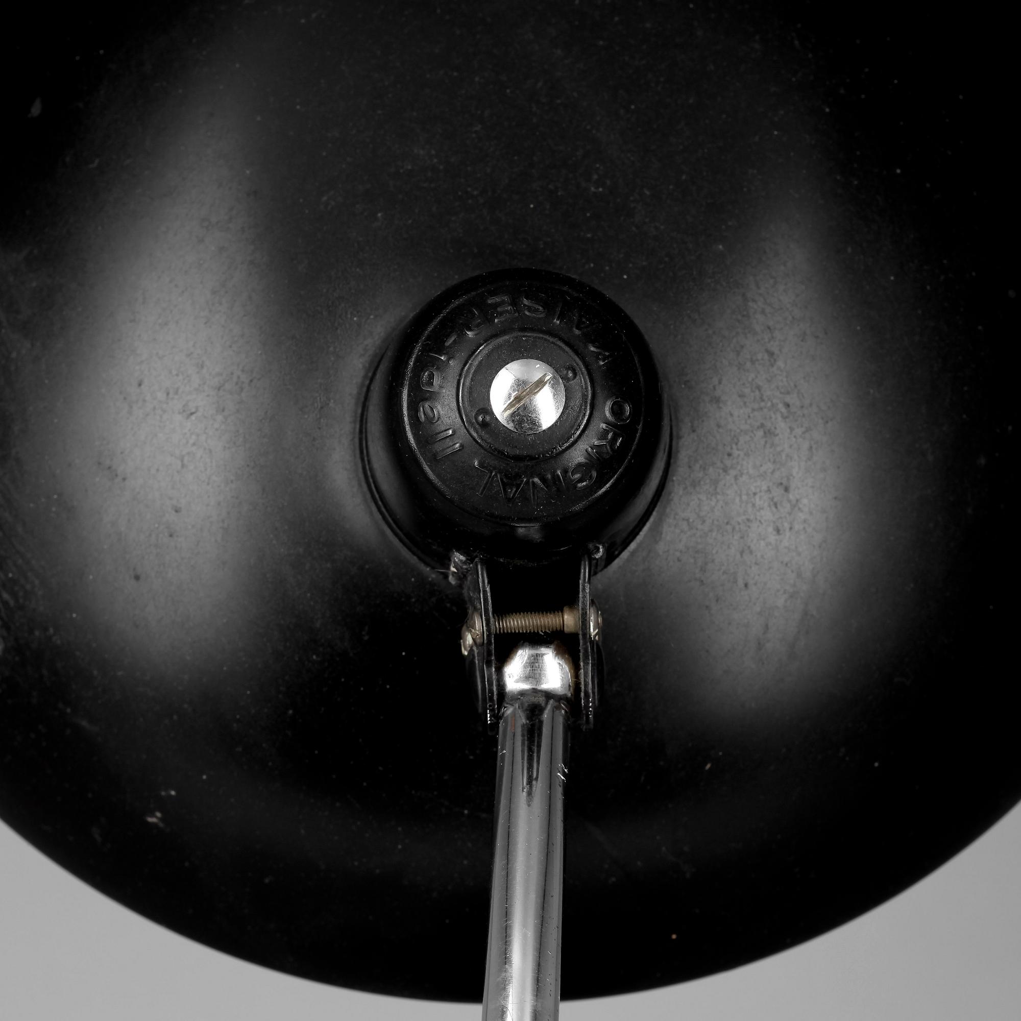 SKRIVBORDSLAMPA "6631", Christian Dell, Gebr. Kaiser & Co, Tyskland, formgiven 1936.
