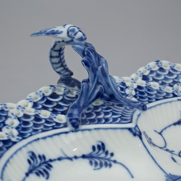 SKÅL, Porslin, "Musselmalet", Royal Copenhagen.