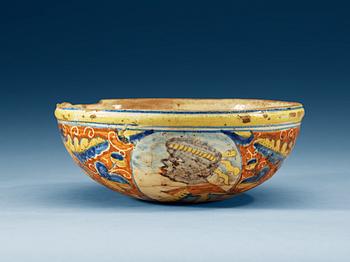 An Italian maiolica bowl, 17th Century.