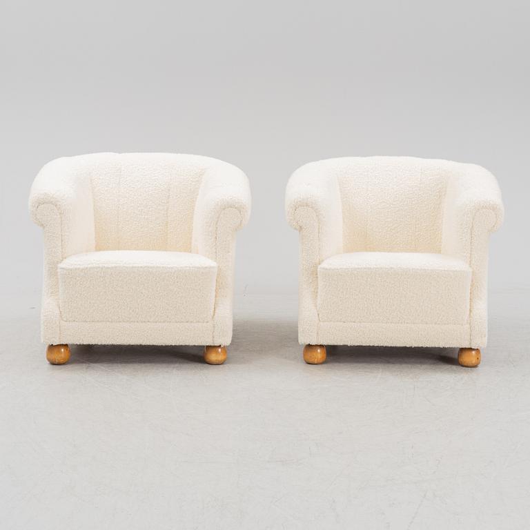 A pair of Swedish Modern lounge chairs, 1940's/50's.