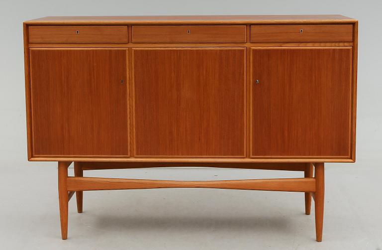 SIDEBOARD, 1900-talets andra hälft.