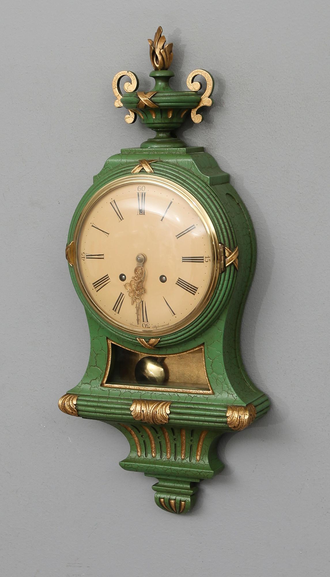 VÄGGPENDYL, gustaviansk stil, 1900-talets andra hälft.