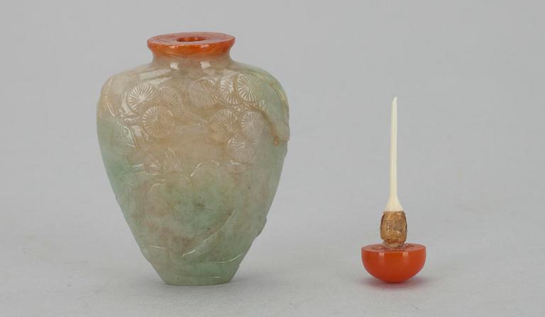 SNUSFLASKA, nefrit Qing dynastin, Kina.