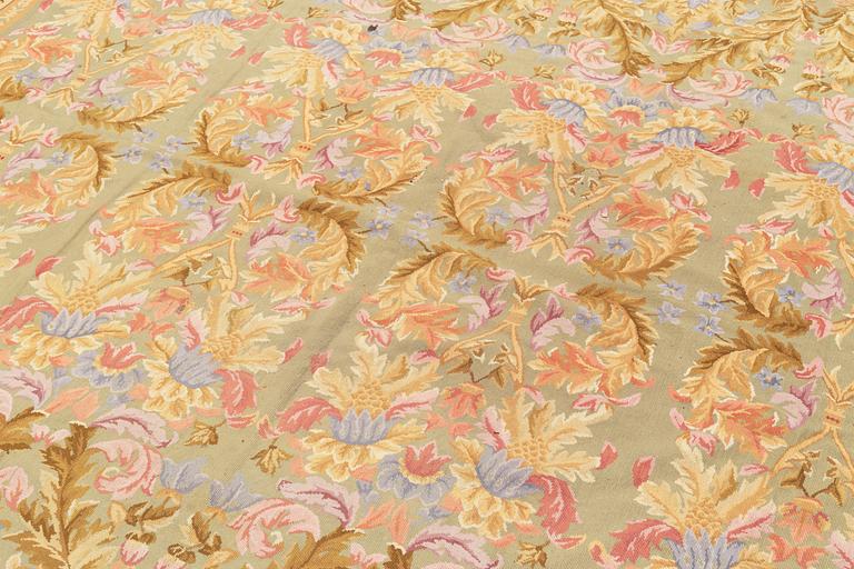 Reve de Desert, carpet, embrodery, Aubusson-style.