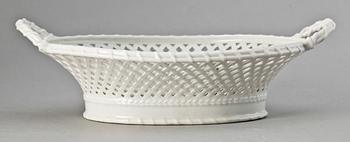 PARTI PORSLIN, 4 delar, Berlin, 1800-1900-tal.