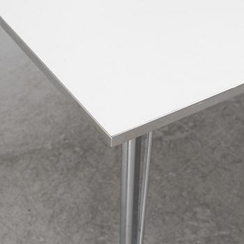 Arne Jacobsen,a table model 3605, Fritz Hansen, late 20th century.