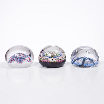 Brevpressar/pappersvikter, 3 st, 1900-talets andra hälft.