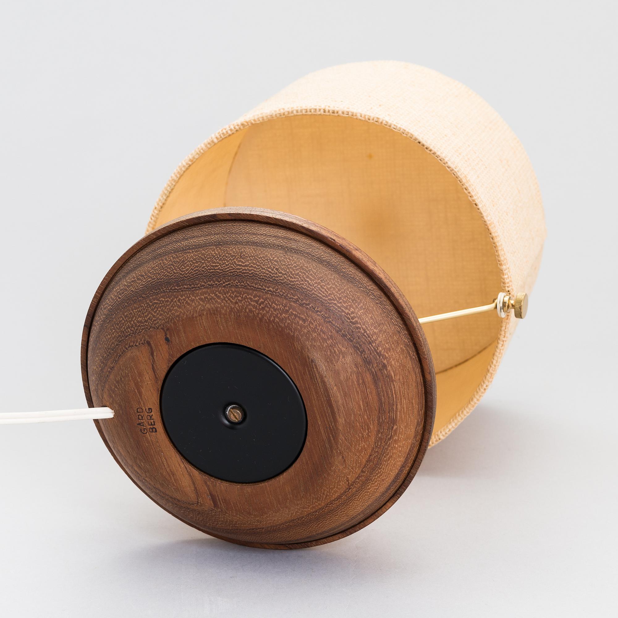 Bertel Gardberg, a table lamp Finnmade Gardberg, Norrmark Handicraft.