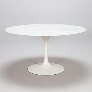 Eero Saarinen, ruokapöytä, "Tulip", lisenssillä valmistettu Knoll, Sveitsi 1970-luku.