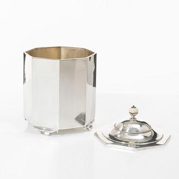 Jacob Ängman, teburk, silver, GAB, Stockholm, 1928.