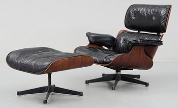 FÅTÖLJ MED FOTPALL, "Lounge Chair", Charles & Ray Eames, Herman Miller. Första upplagan 1956.