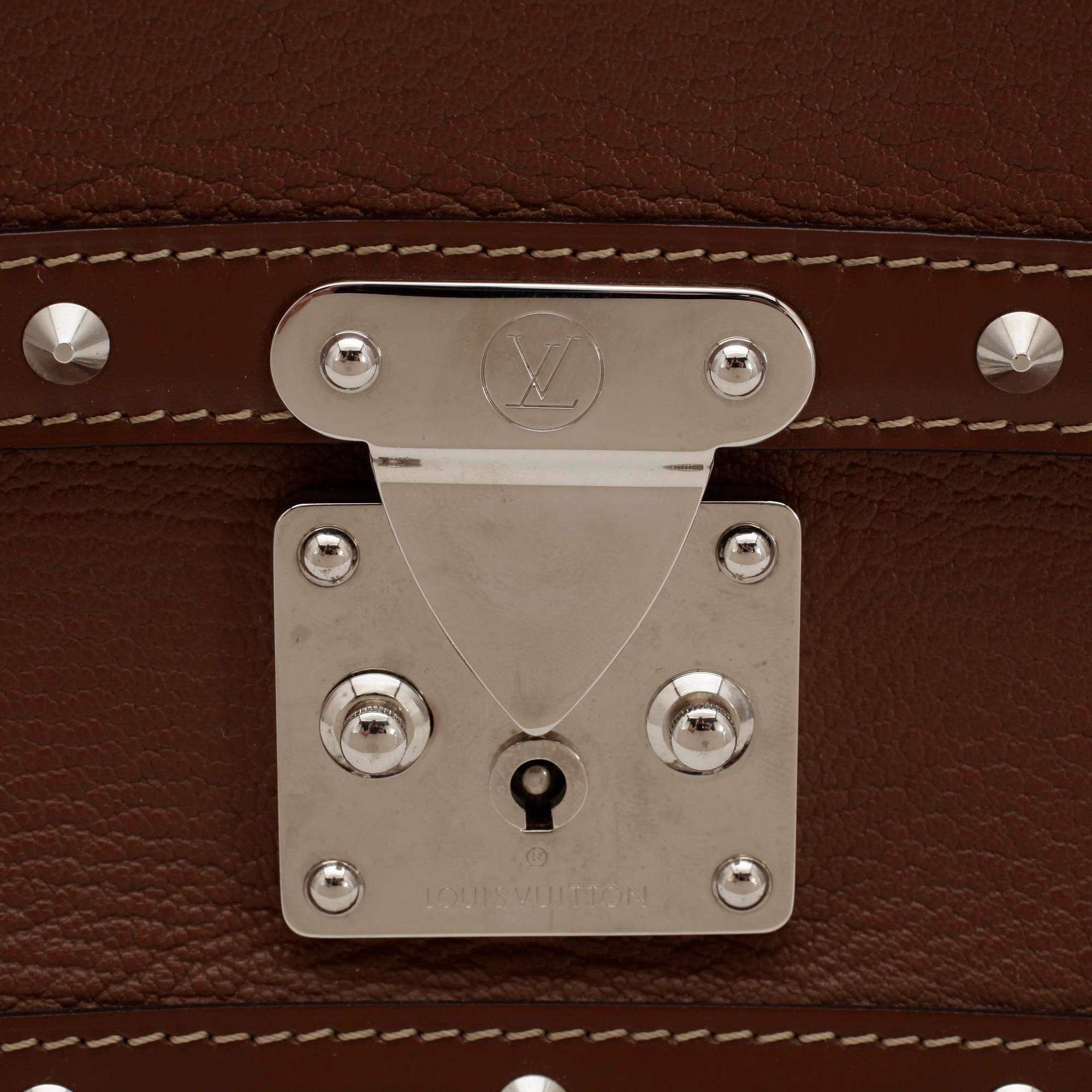 LOUIS VUITTON, a brown leather bag, "Sac rabat".