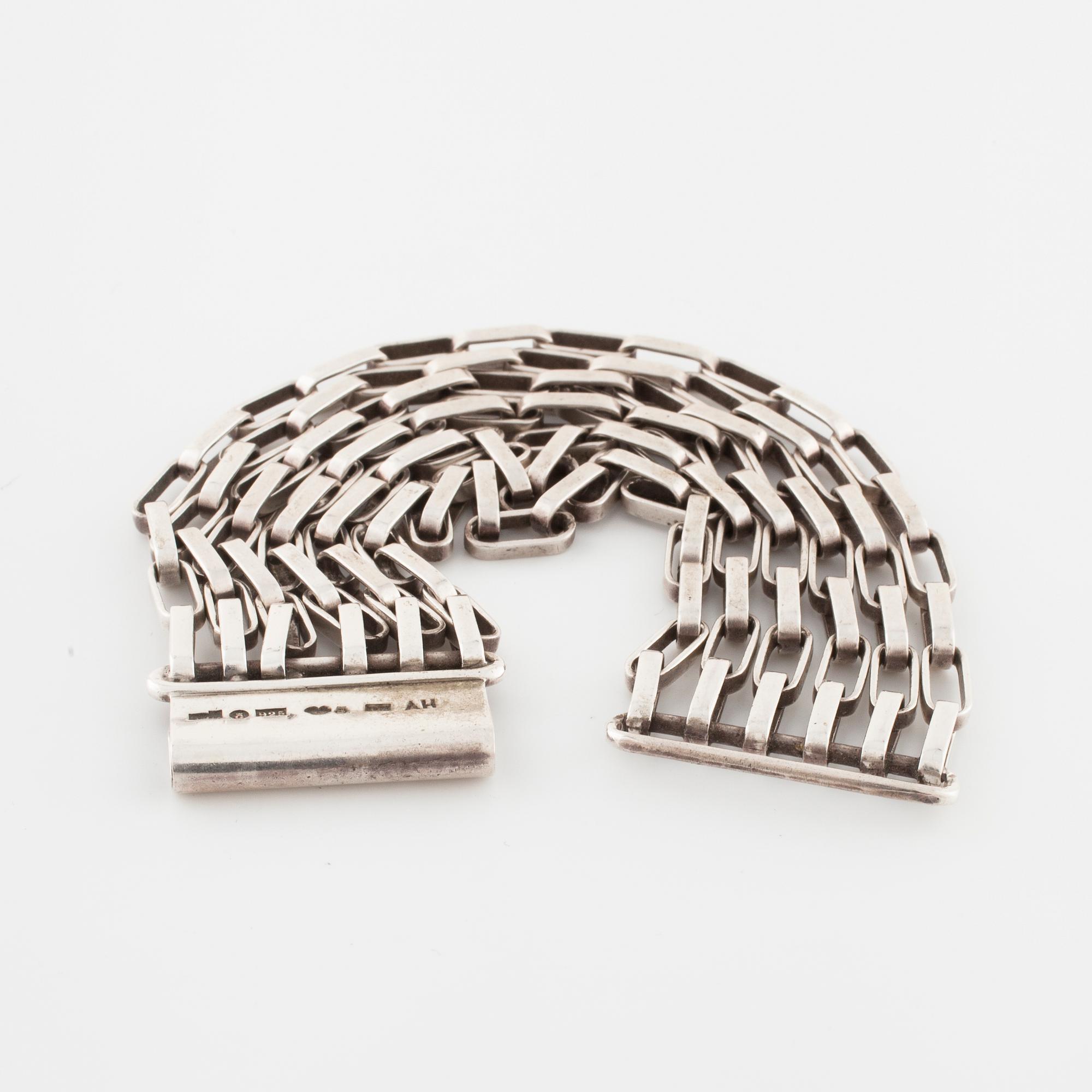ANDERS HÖGBERG, Göteborg 1975, a bracelet.