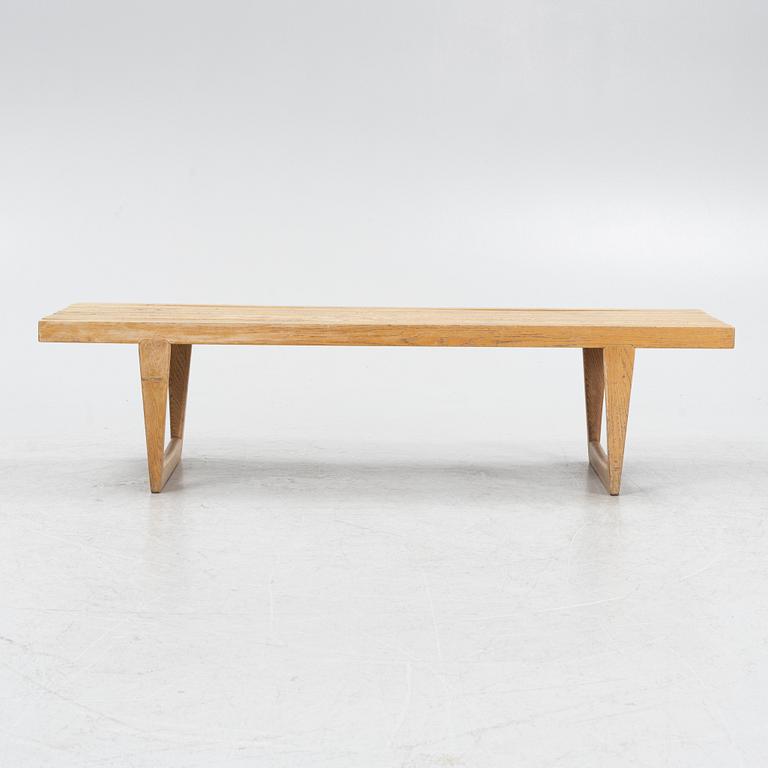 Yngvar Sandström, bänk, "Tokyo" Triva-serien för Nordiska Kompaniet, formgiven 1962.