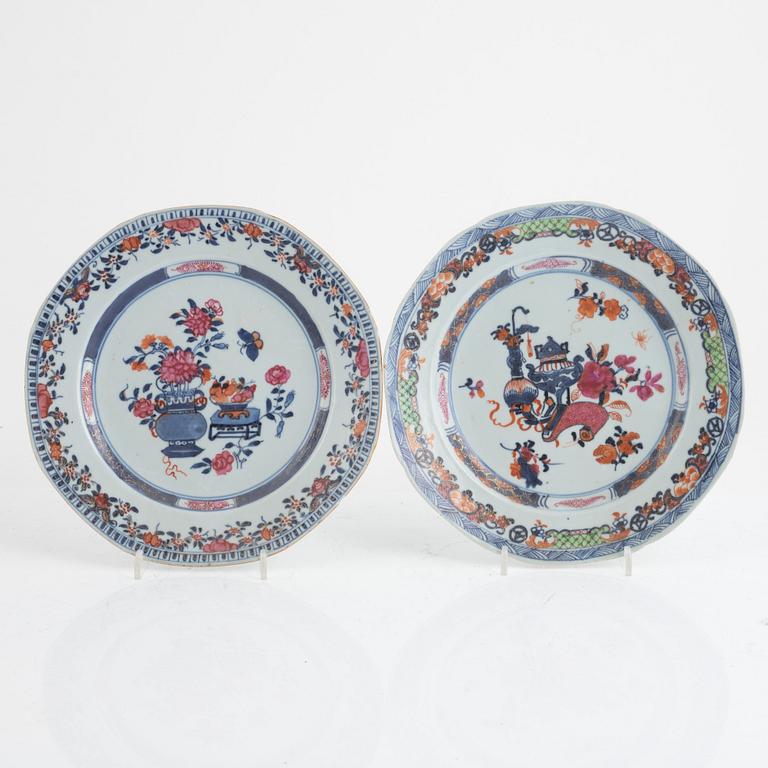 Seven plates and a serving dish, China, Qianlong (1736-95).