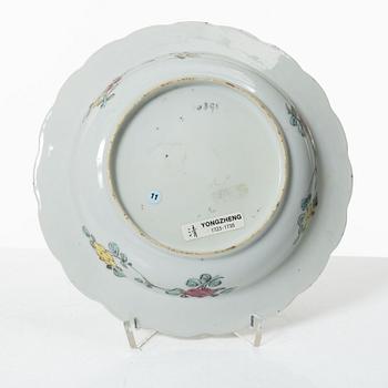 Fat, porslin, Kina, Qingdynastin, 1700-tal.