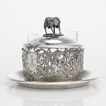 Alexander Kordes, smörbytta, silver, S:t Petersburg, Ryssland 1867.