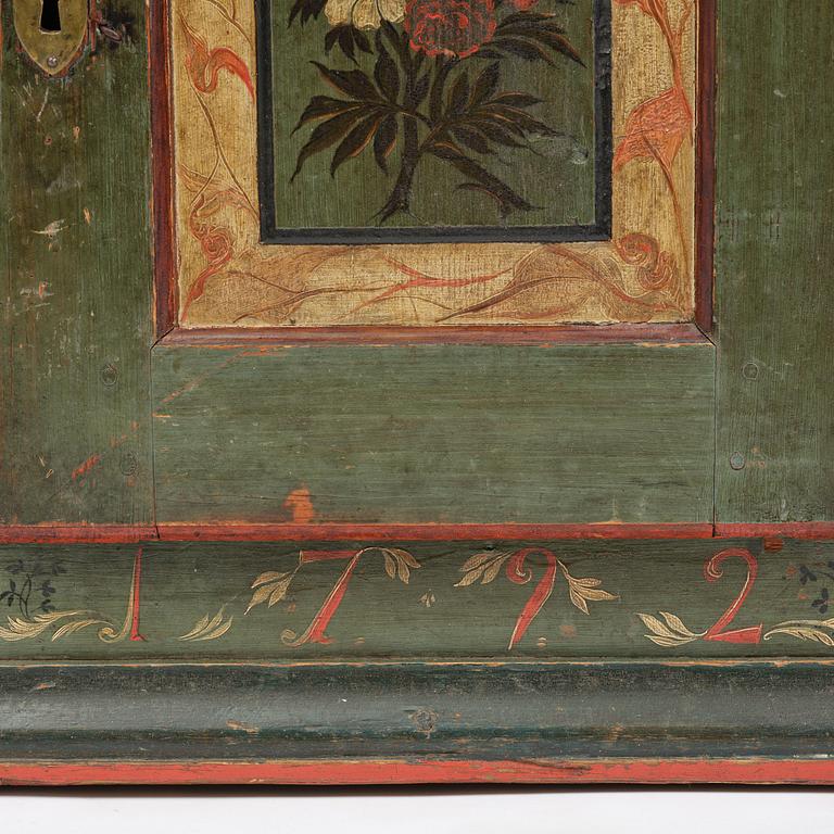 Hängskåp, allmoge, av Jöns Månsson, Forsa, Hälsingland, märkt JSS 1792.