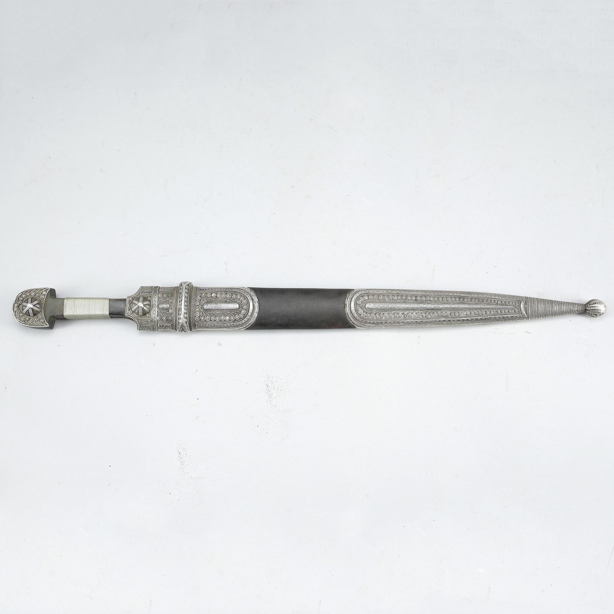 KINDJAL, silver, troligen Georgien, 1900-tal.
