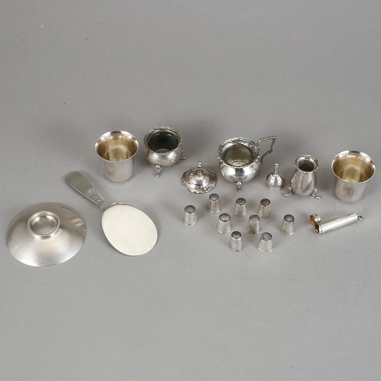 PARTI SILVER, 17 delar. Bl a Köpenhamn 1938. Total vikt 365 g.
