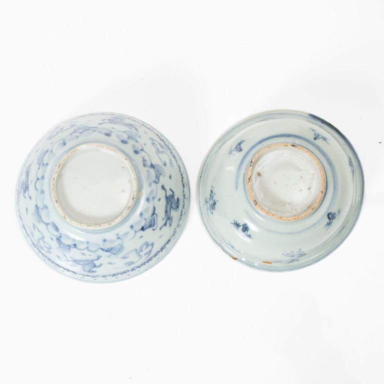 A group of four blue and white porcelain bowls, made for the Southeast Asian market, Ming and Qing dynasty.