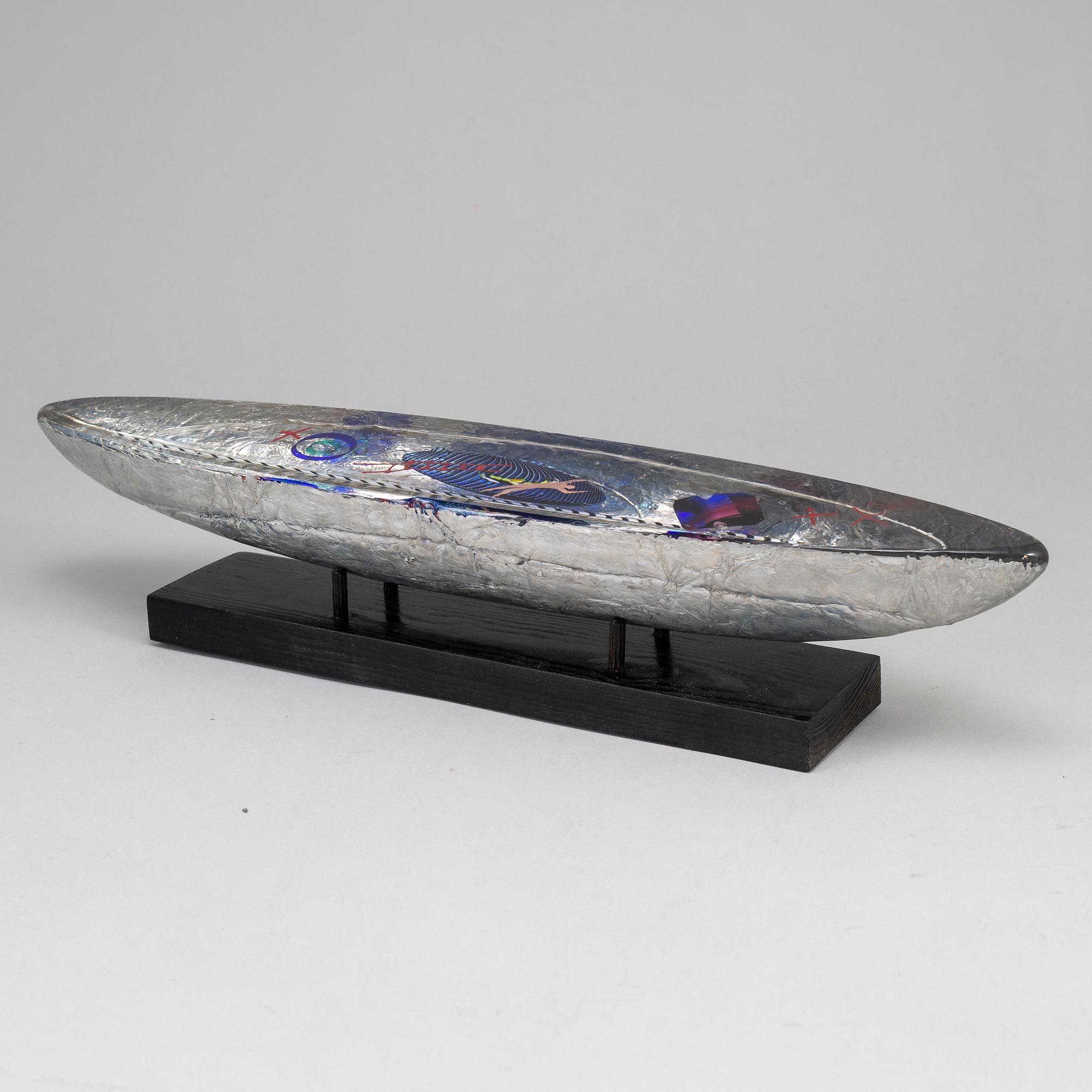 BERTIL VALLIEN, a glass sculpture from kosta Boda Atelier.