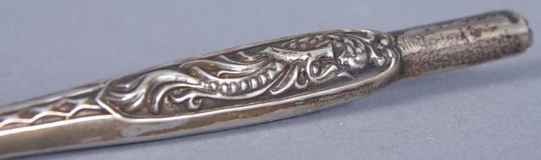 BLÄCKHORNSTÄLL samt PENNSKAFT, silver, bl a 1923.