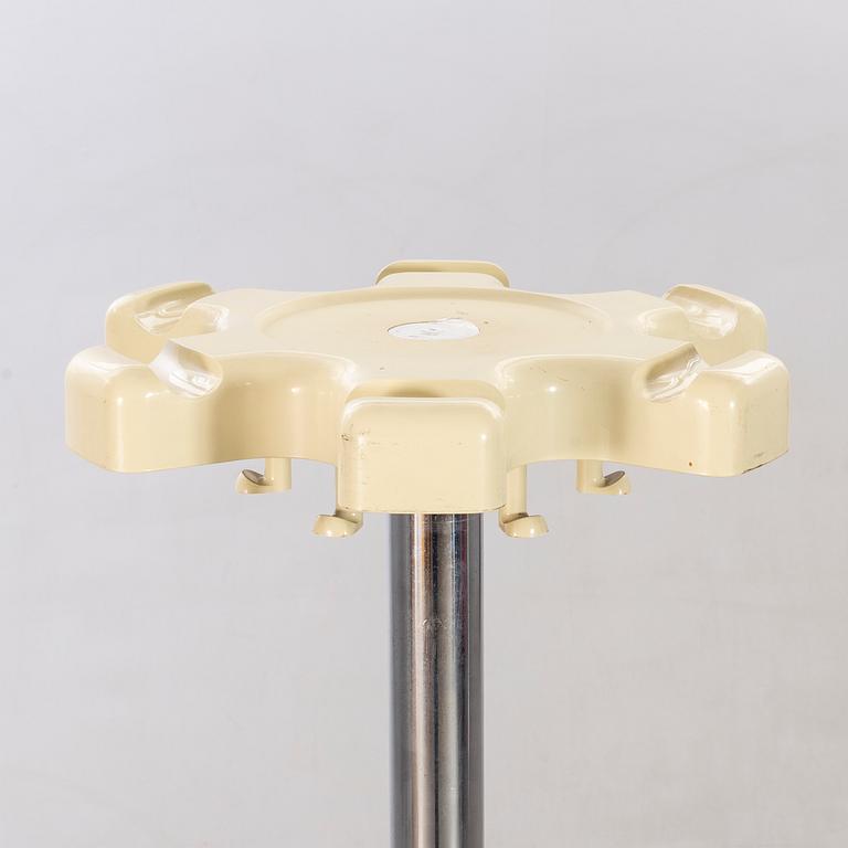 ROBERTO LUCCI & PAULO ORLANDINI, "VIP Coat Rack", för Velca Legnano 1970-tal.