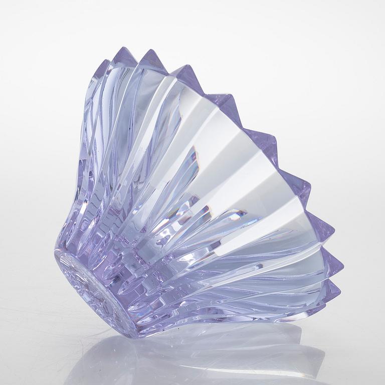 Aimo Okkolin, malja, "Terälehdet", signeerattu Aimo Okkolin Riihimäen Lasi oy.