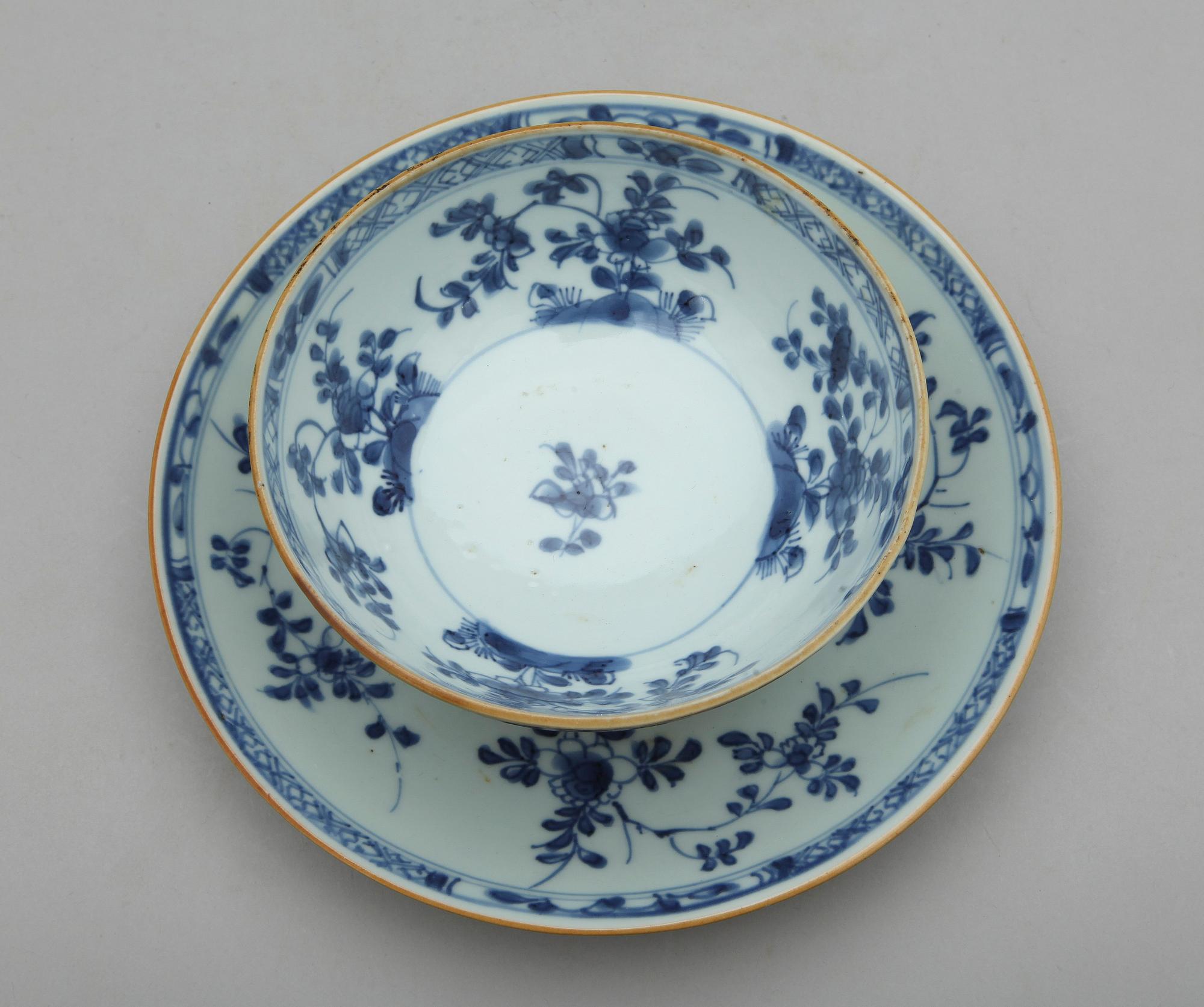 SKÅL och FAT, porslin, Kina, Qianlong, 1700-tal.