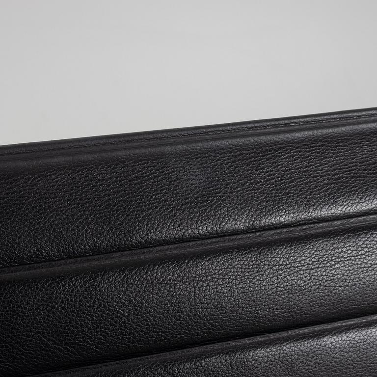 Charles & Ray Eames, kontorsstol, "EA117" Vitra.