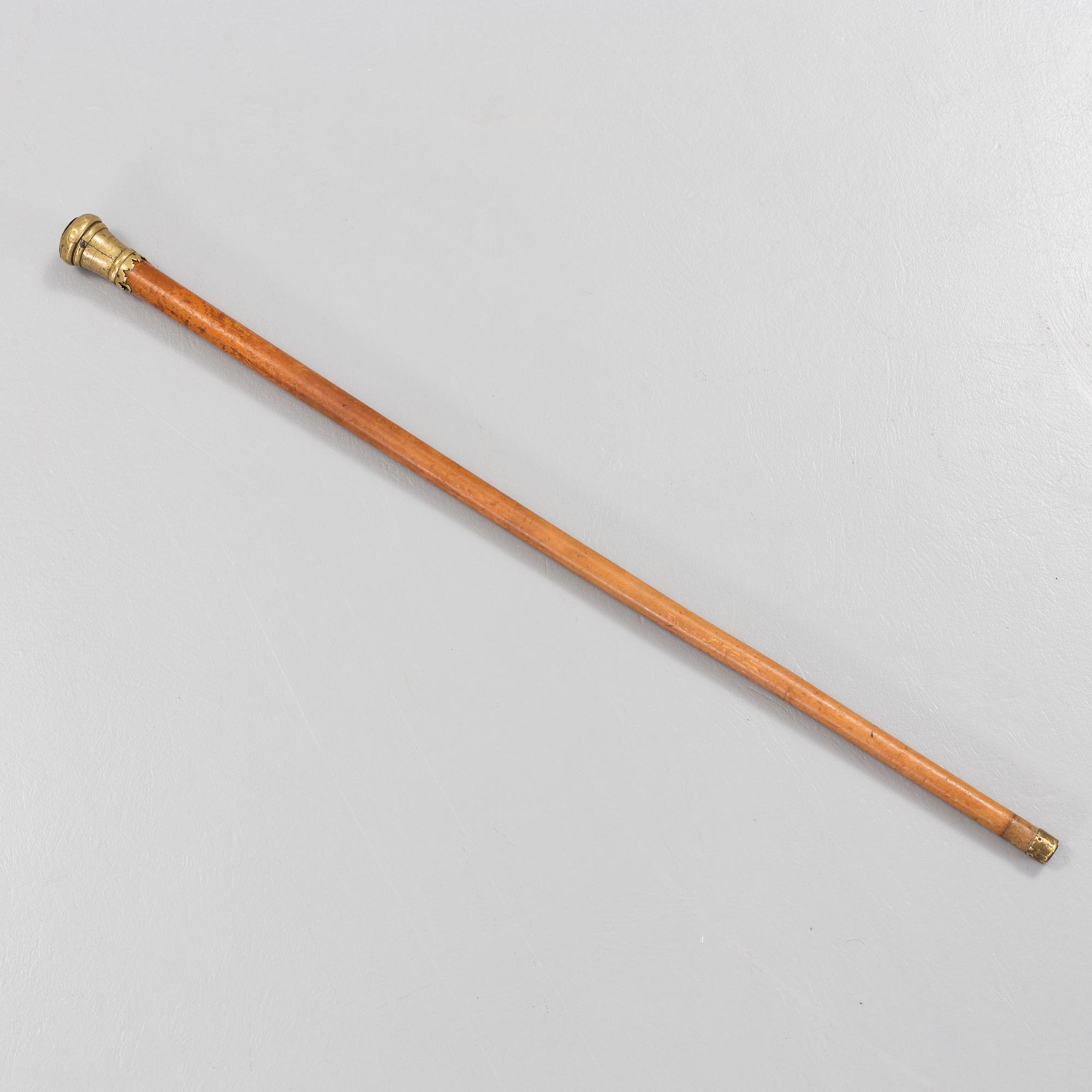 AN 18TH CENTURY WALKING STICK.