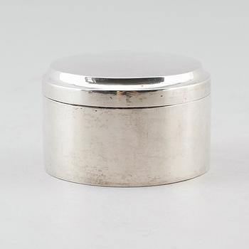 LOCKDOSA, silver, Gustaf Israel Lyberg, Eksjö 1834. Vikt ca 998 gram.