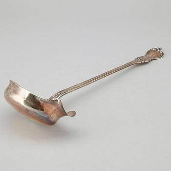 SOPPSLEV, silver, Stockholm 1871. Vikt ca 180 gram.
