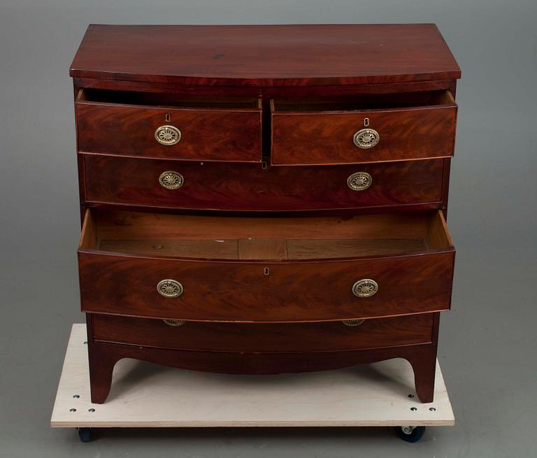 BYRÅ, mahogny, England 1800-talets början.