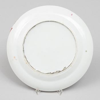 A set of three porcelain plates and a side plate, China, Canton, 19th century.