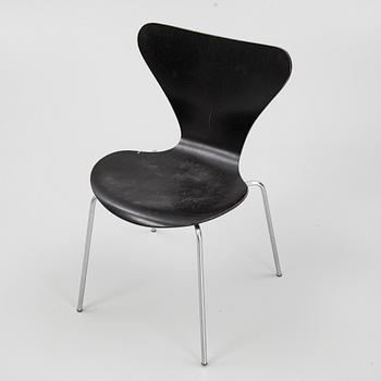 Arne Jacobsen, stolar, 4 st, "Sjuan", Fritz Hansen, Danmark.