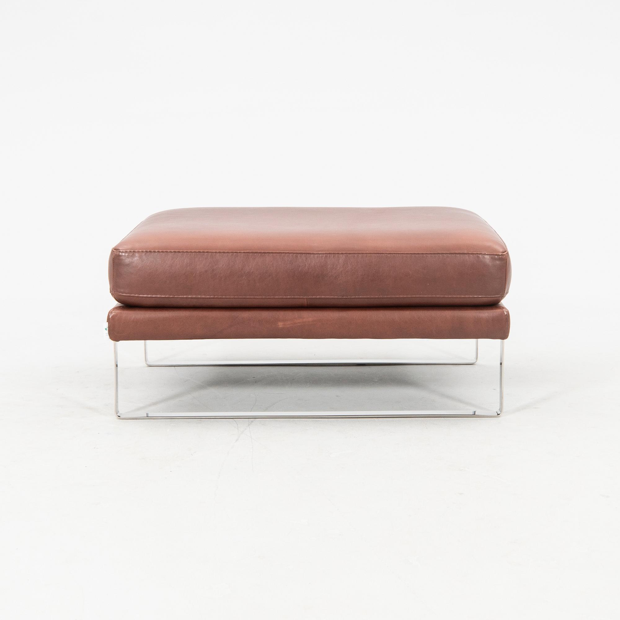 Ottoman "Romeo" by Calia Italia, contemporary.