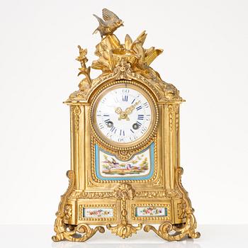 Borspendyl, Louis XVI-stil, troligtvis Frankrike, omkring år 1900.