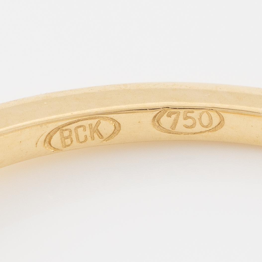 Ring 18K guld med morganit.