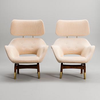 ILMARI TAPIOVAARA, A PAIR OF ARMCHAIRS WITH NECK RESTS. "Marski Chair". Asko 1957.